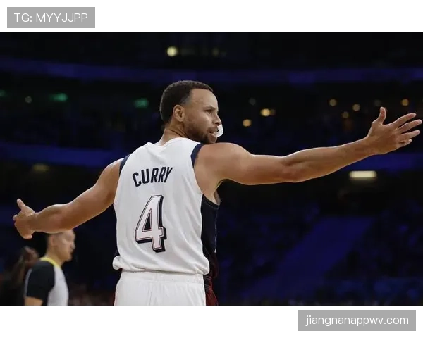 班·西蒙斯突破制造错位效率提升明显 拉开与库里的战术差距